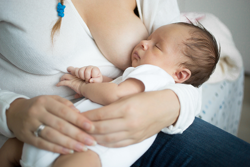 Breastfeeding-Breast-Augmentation